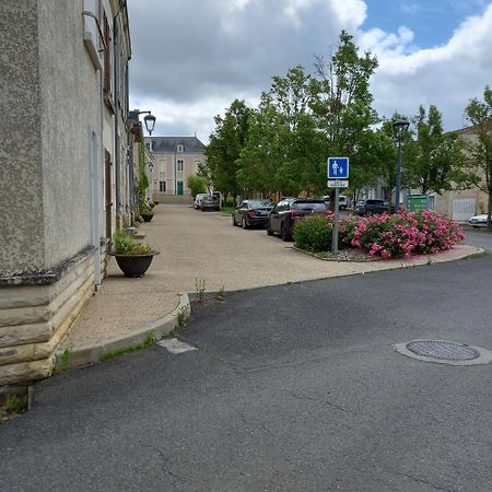 Une Chouette Maison Arcay  Exteriér fotografie